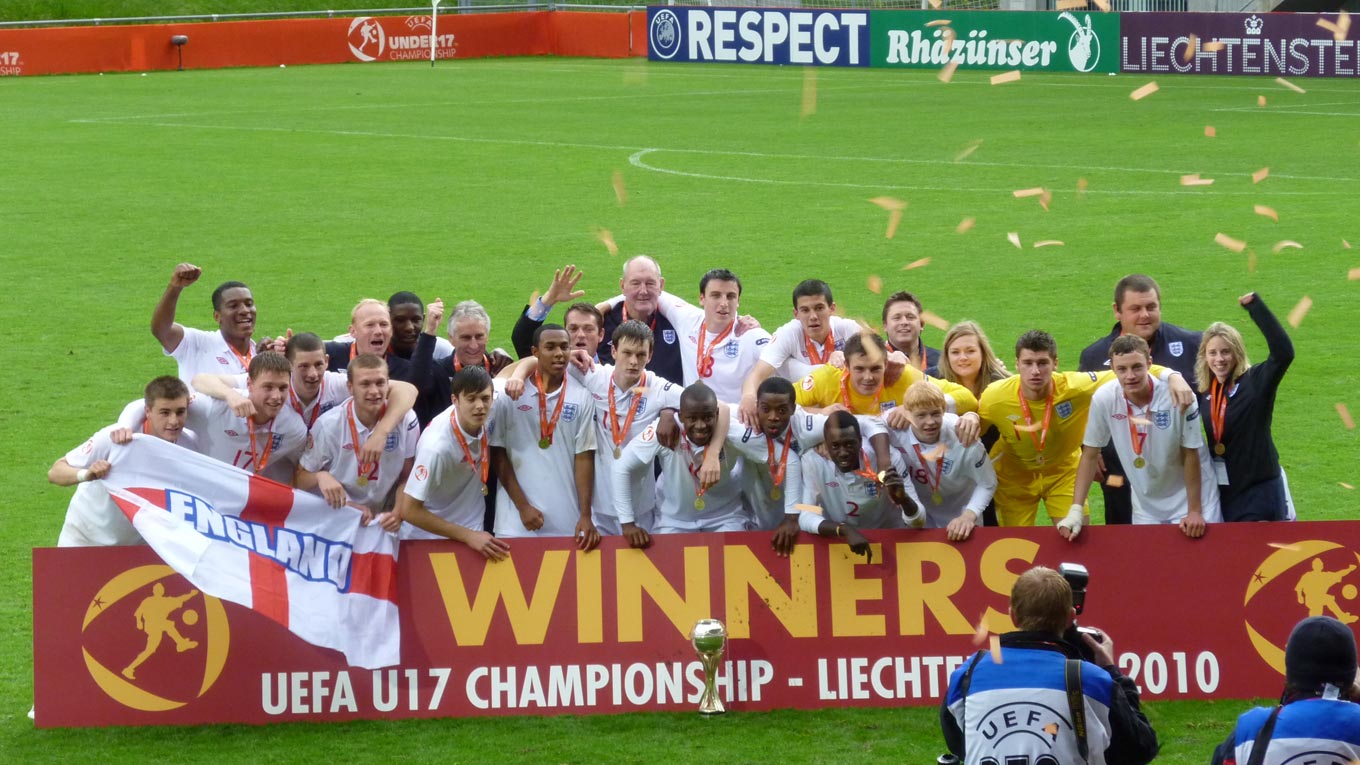 England gewinnt die U17-Europameisterschaft 2010 in Liechtenstein